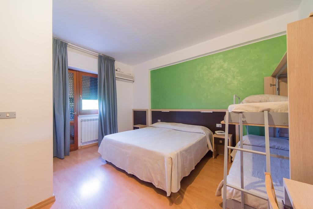 Fara San Martino Hotel Del Camerlengo חדר תמונה